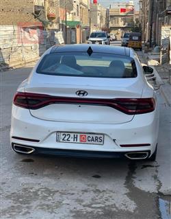 هیۆندای ازێرا